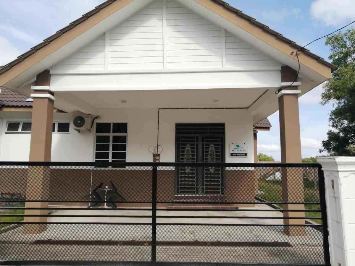Simple Home By Aimie Fully Aircond Dungun Exterior photo
